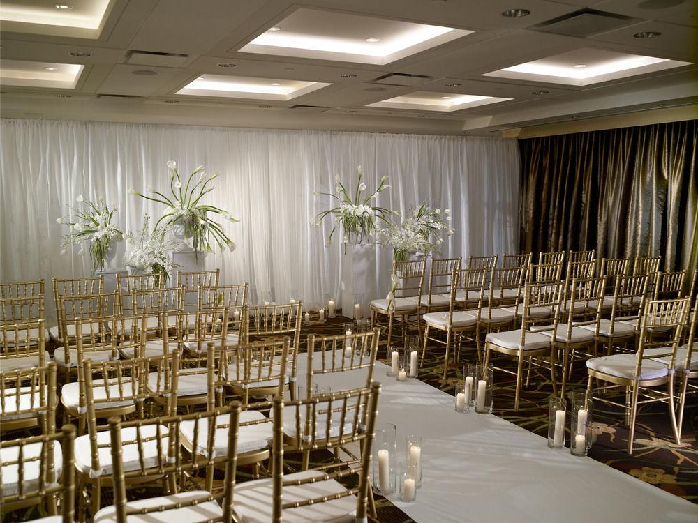 Atlanta Marriott Perimeter Center Hotel Дънууди Екстериор снимка