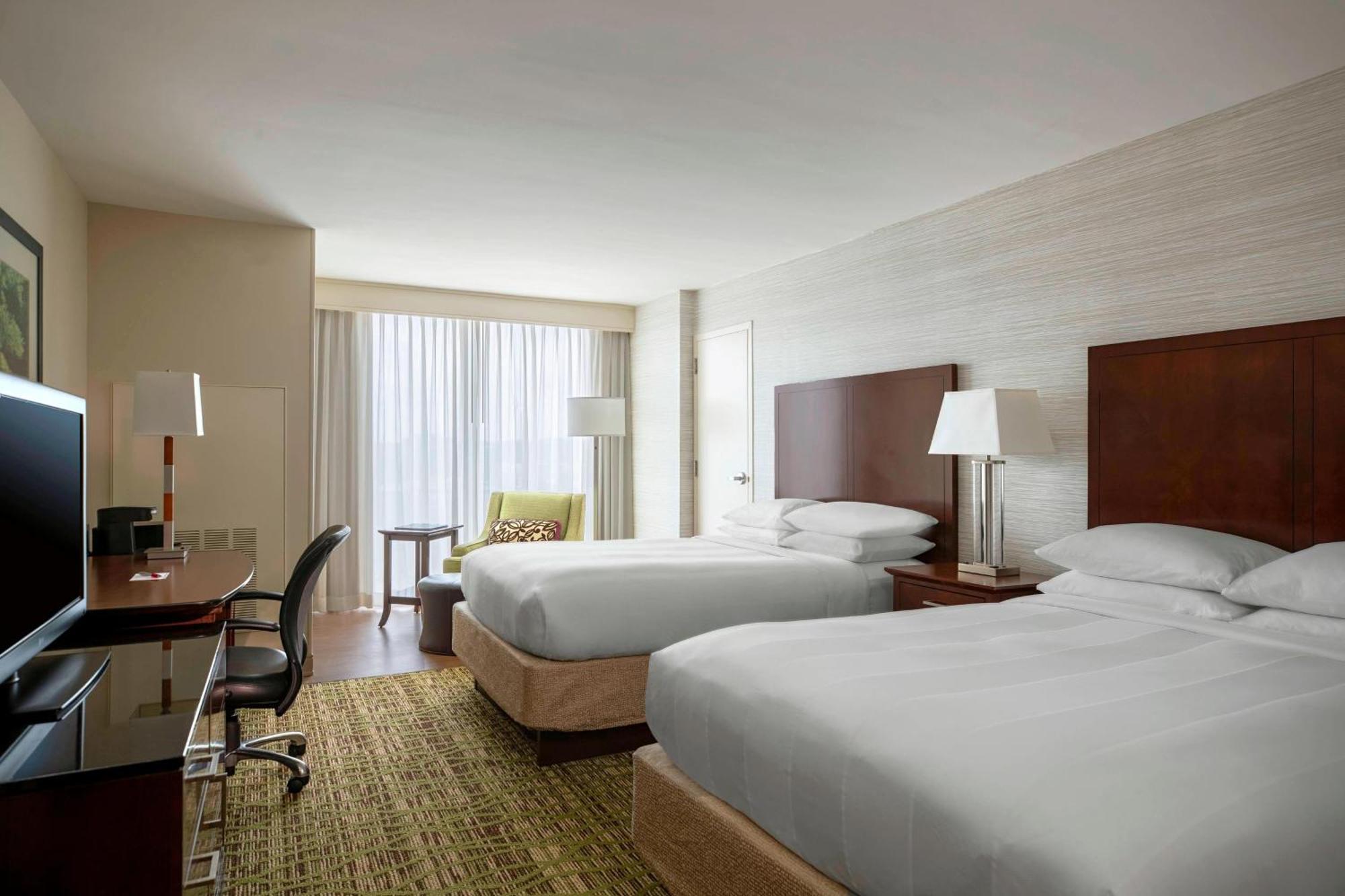 Atlanta Marriott Perimeter Center Hotel Дънууди Екстериор снимка