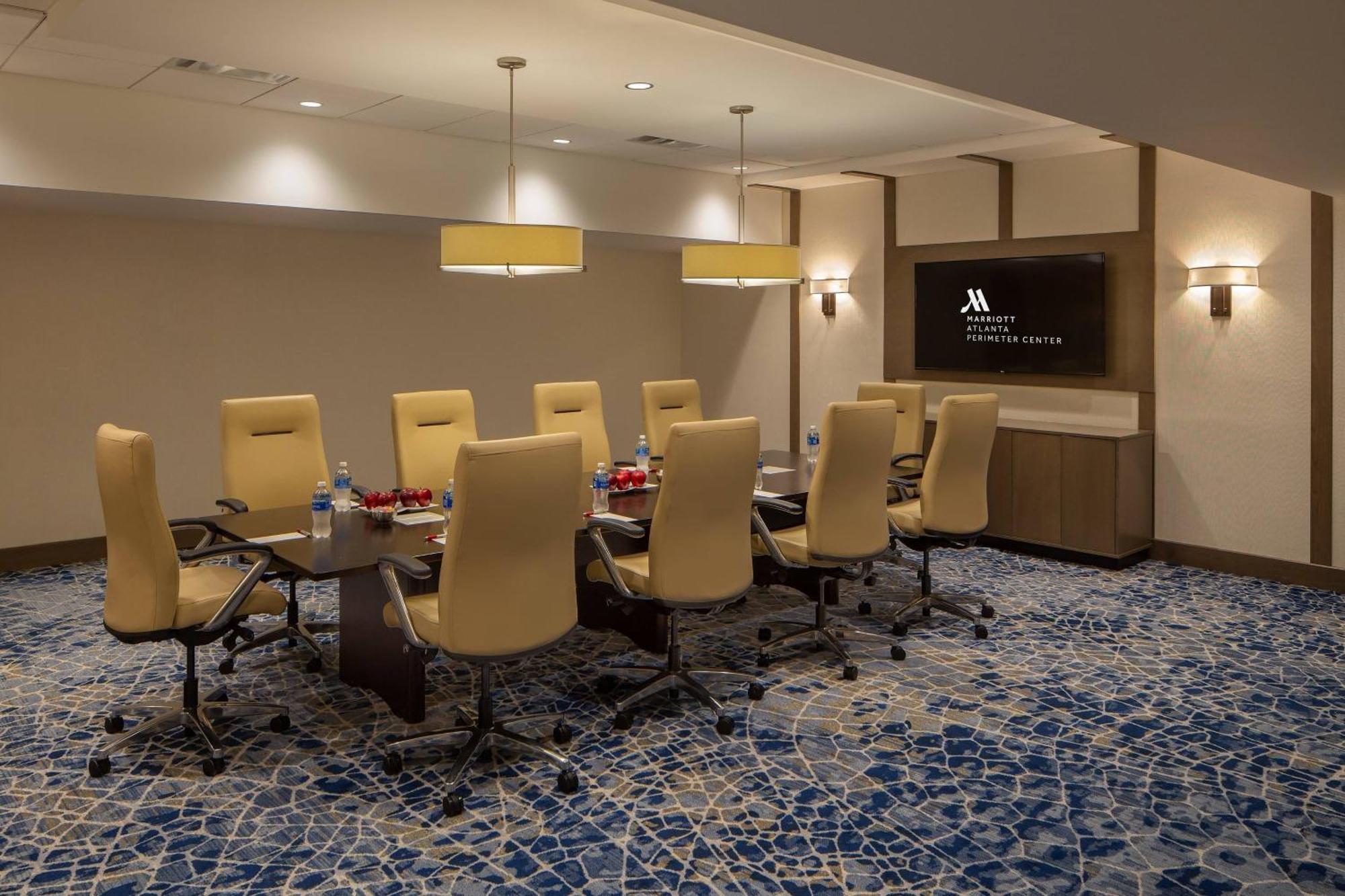 Atlanta Marriott Perimeter Center Hotel Дънууди Екстериор снимка