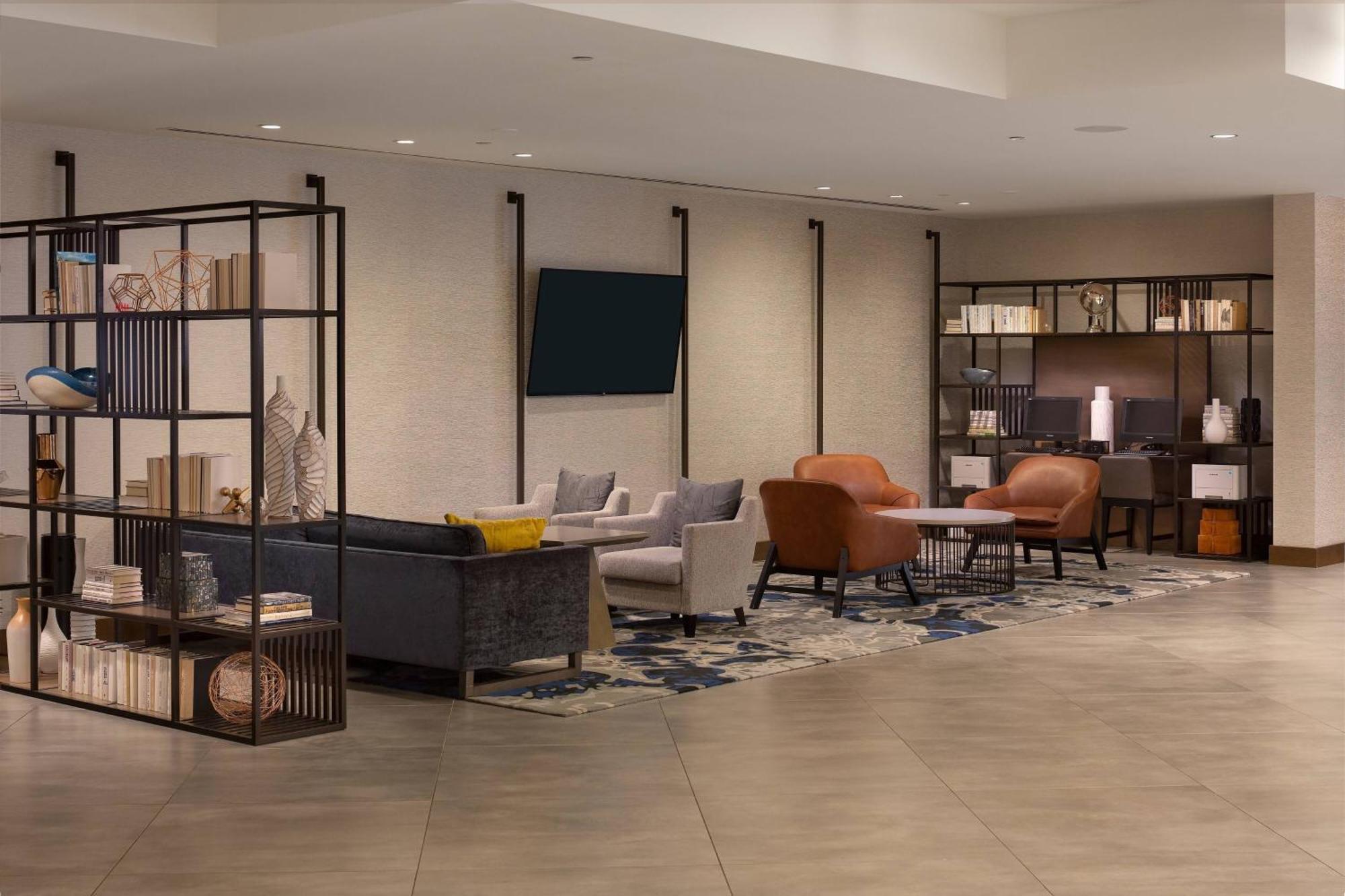 Atlanta Marriott Perimeter Center Hotel Дънууди Екстериор снимка