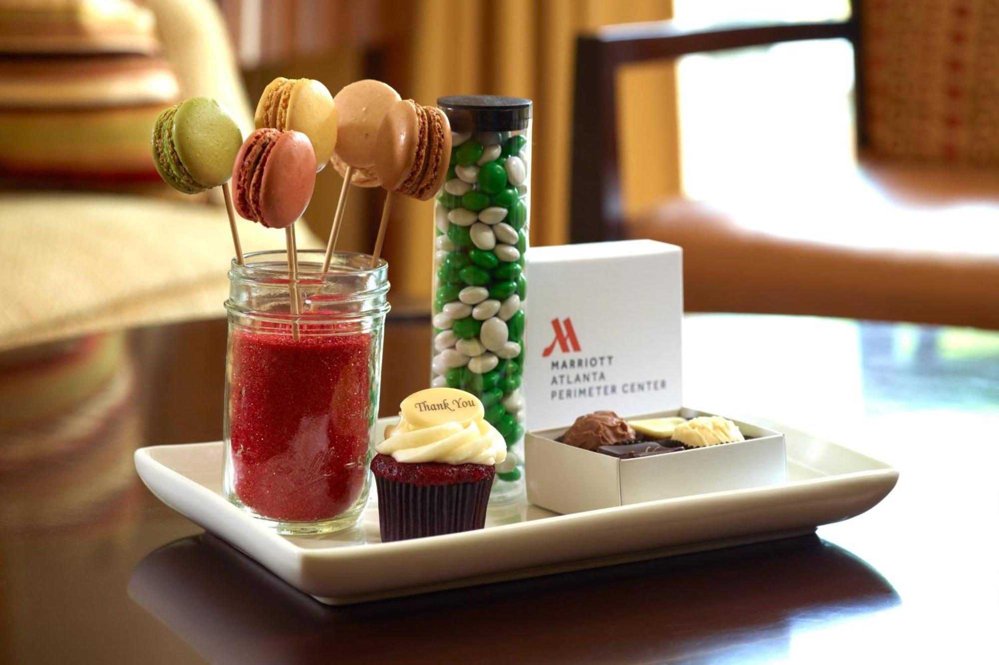 Atlanta Marriott Perimeter Center Hotel Дънууди Екстериор снимка