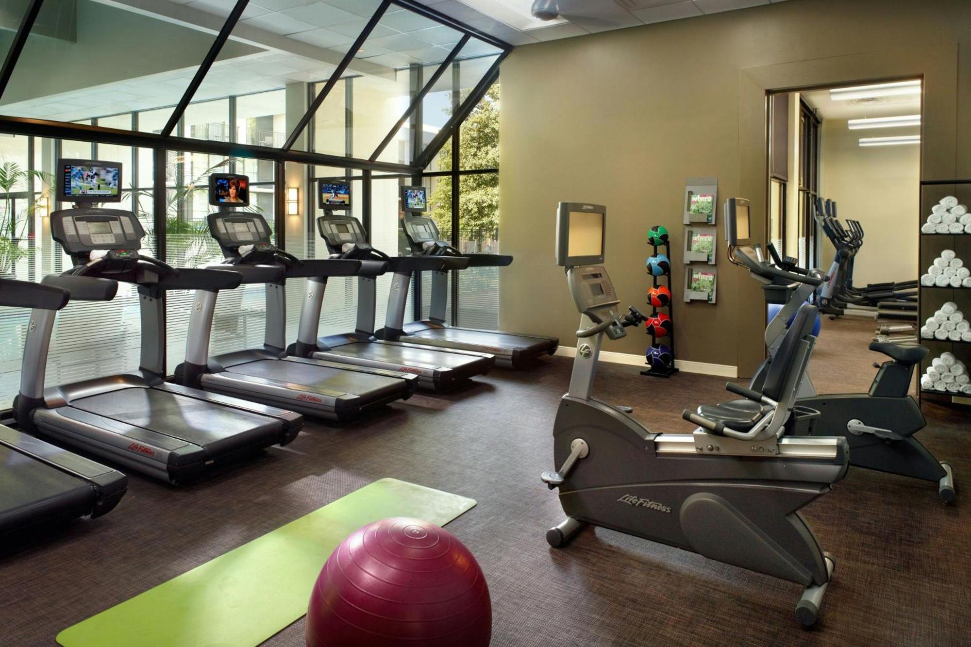 Atlanta Marriott Perimeter Center Hotel Дънууди Екстериор снимка